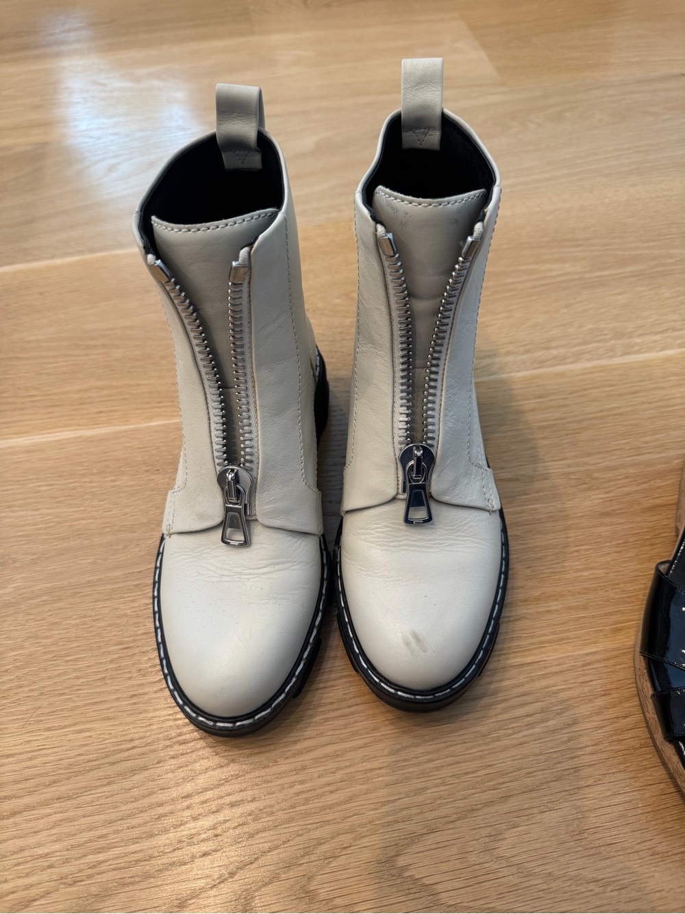 rag & bone Cream Front-Zip Leather Ankle Boots